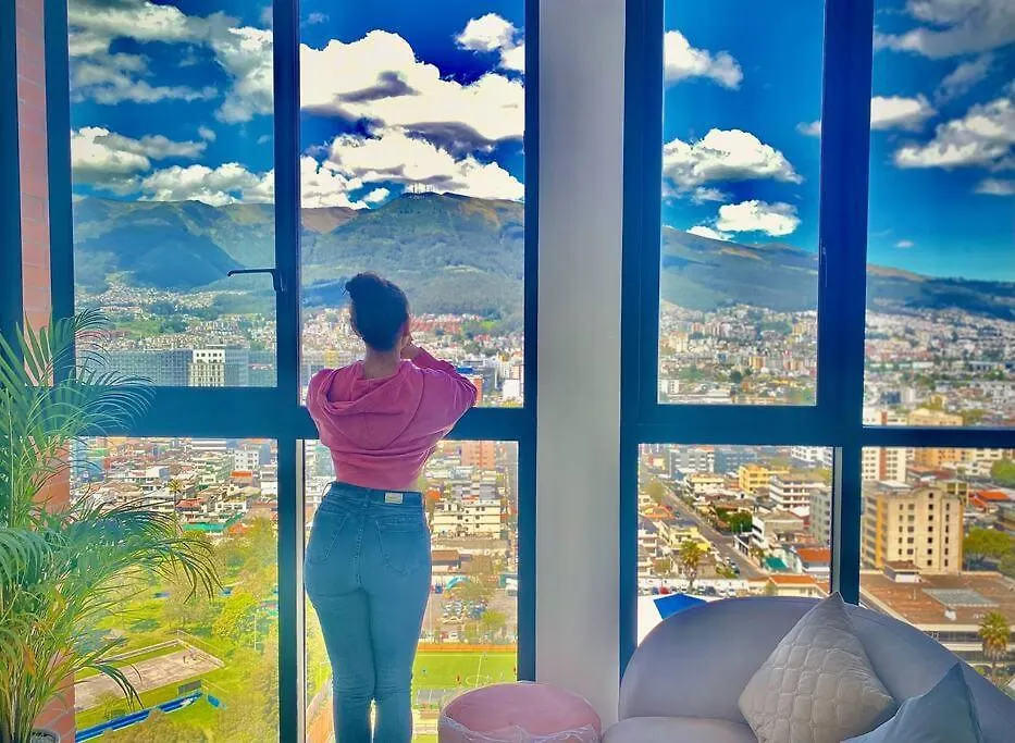 Departamento Con Una Vista Espectacular Parque La Carolina Quito Ecuador