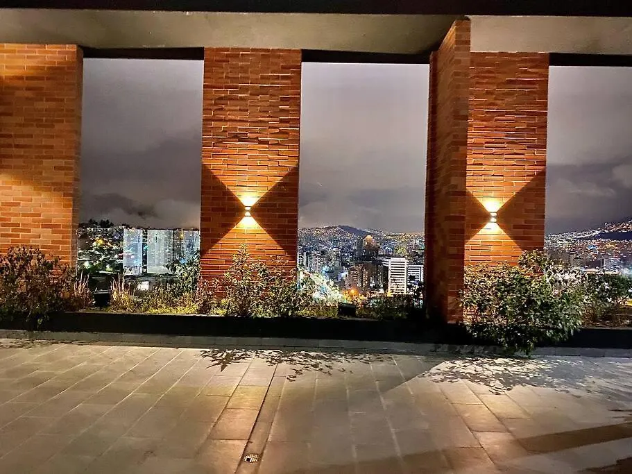 Departamento Con Una Vista Espectacular Parque La Carolina Quito 0*,  Ecuador
